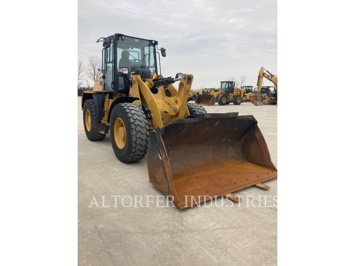 2017 Caterpillar 914M Wheel Loader