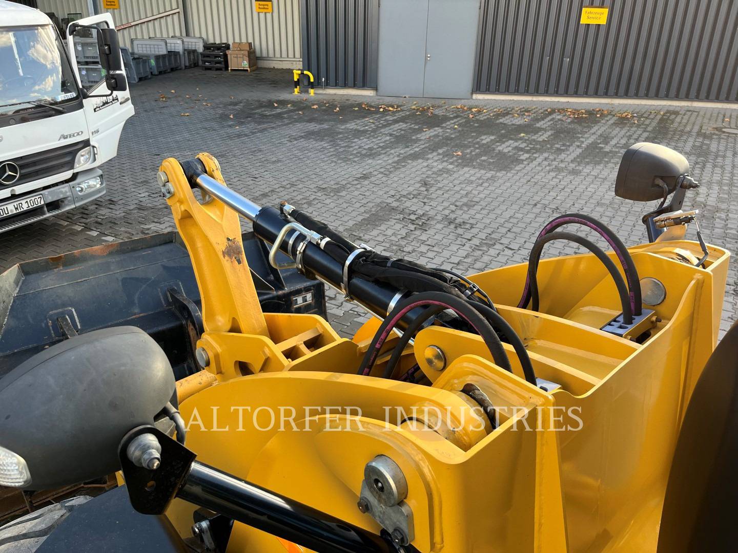 2017 Caterpillar 914M Wheel Loader