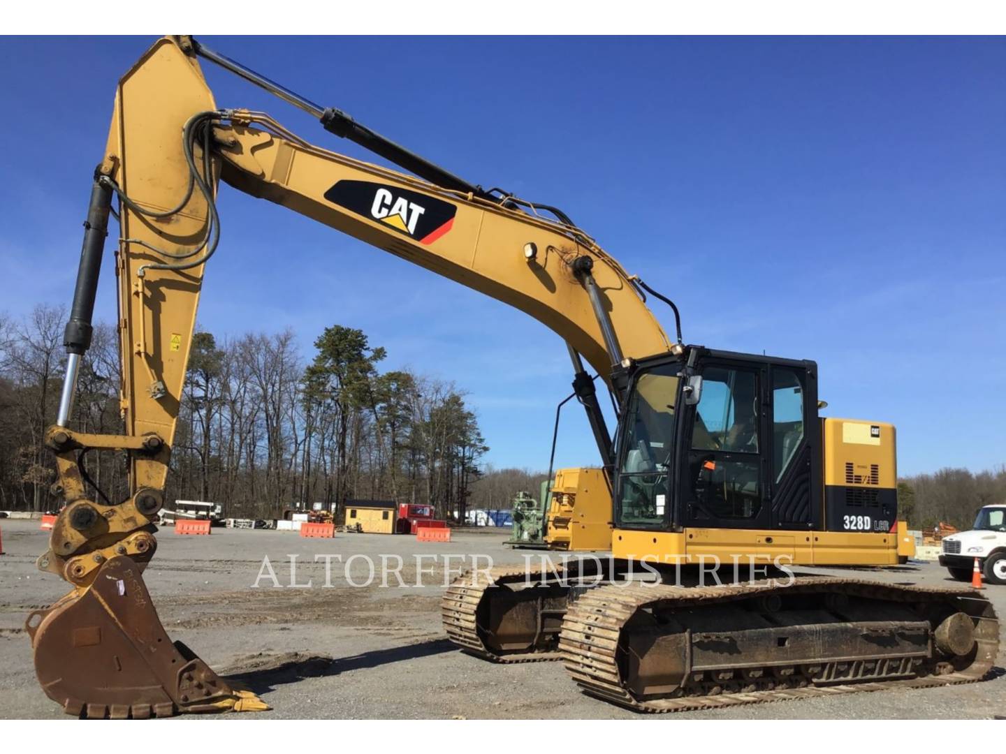 2014 Caterpillar 328DL CR Excavator