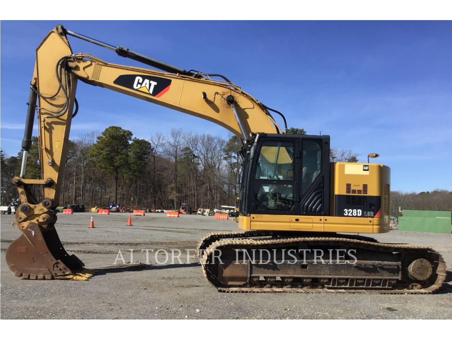 2014 Caterpillar 328DL CR Excavator