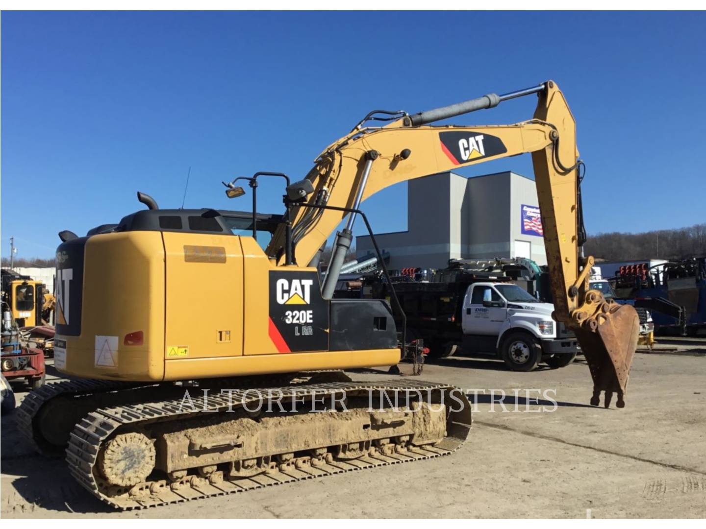 2016 Caterpillar 320EL RR Excavator