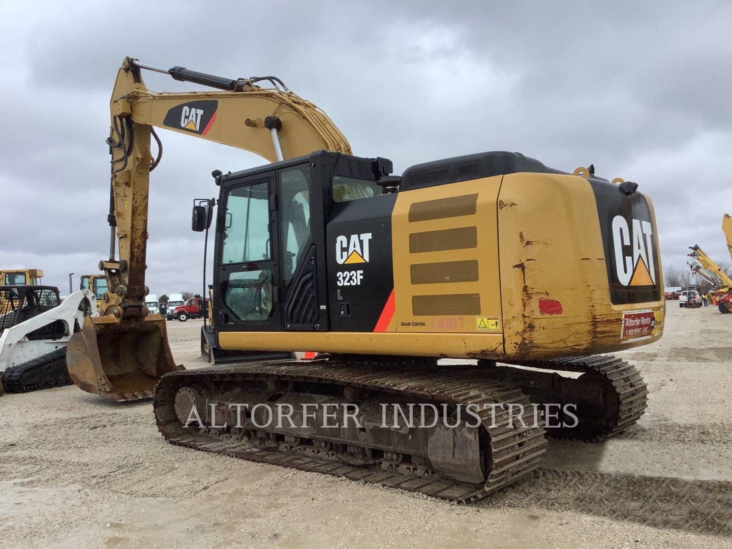 2015 Caterpillar 323FL Excavator