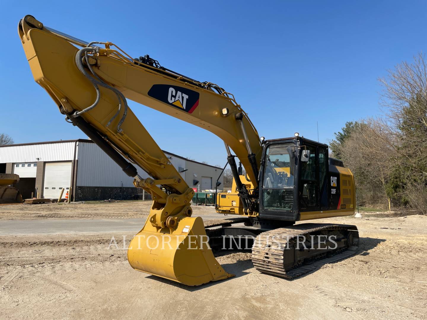 2016 Caterpillar 320FL Excavator