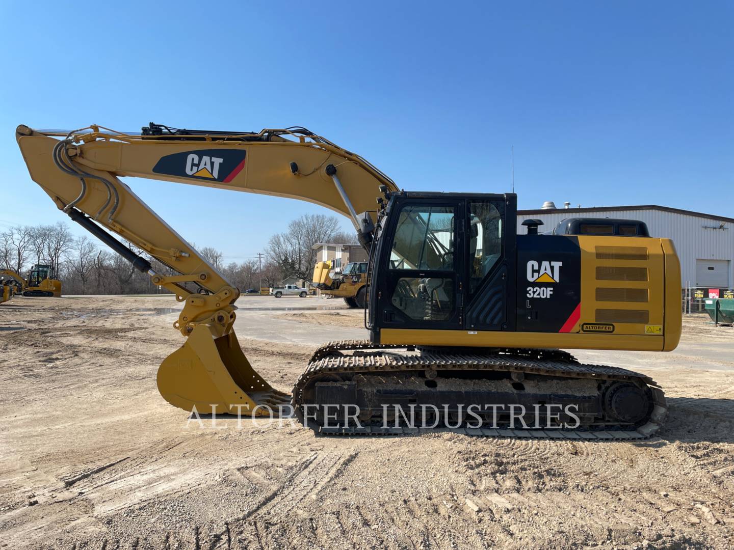 2016 Caterpillar 320FL Excavator