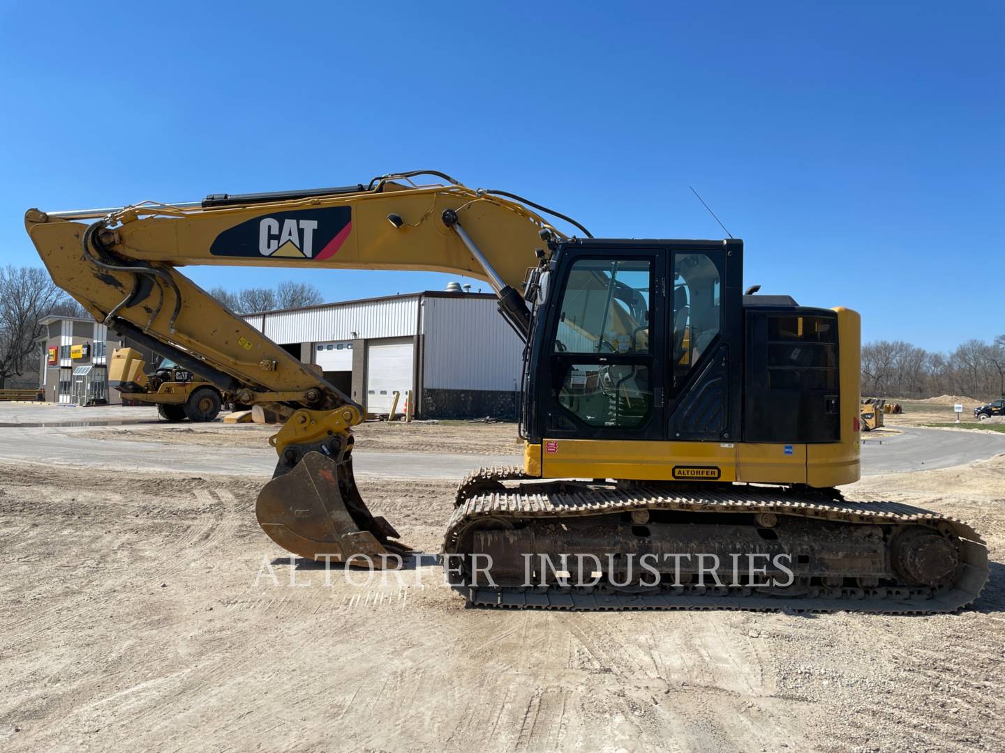 2016 Caterpillar 325FL CR Excavator