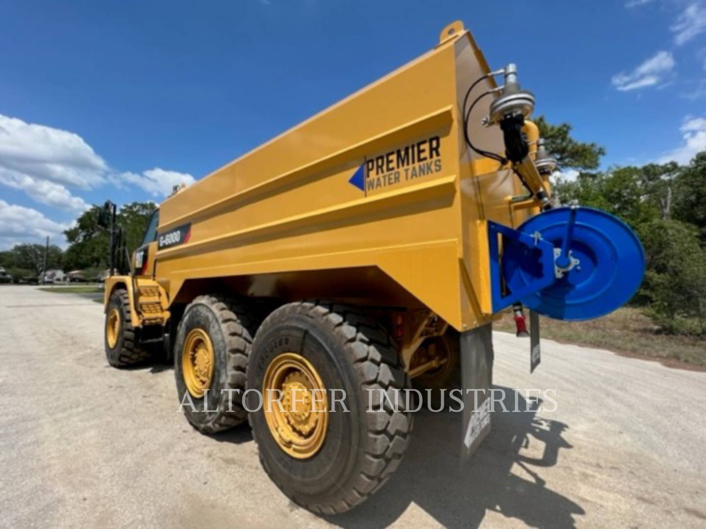 2014 Caterpillar 725 WT Articulated Truck