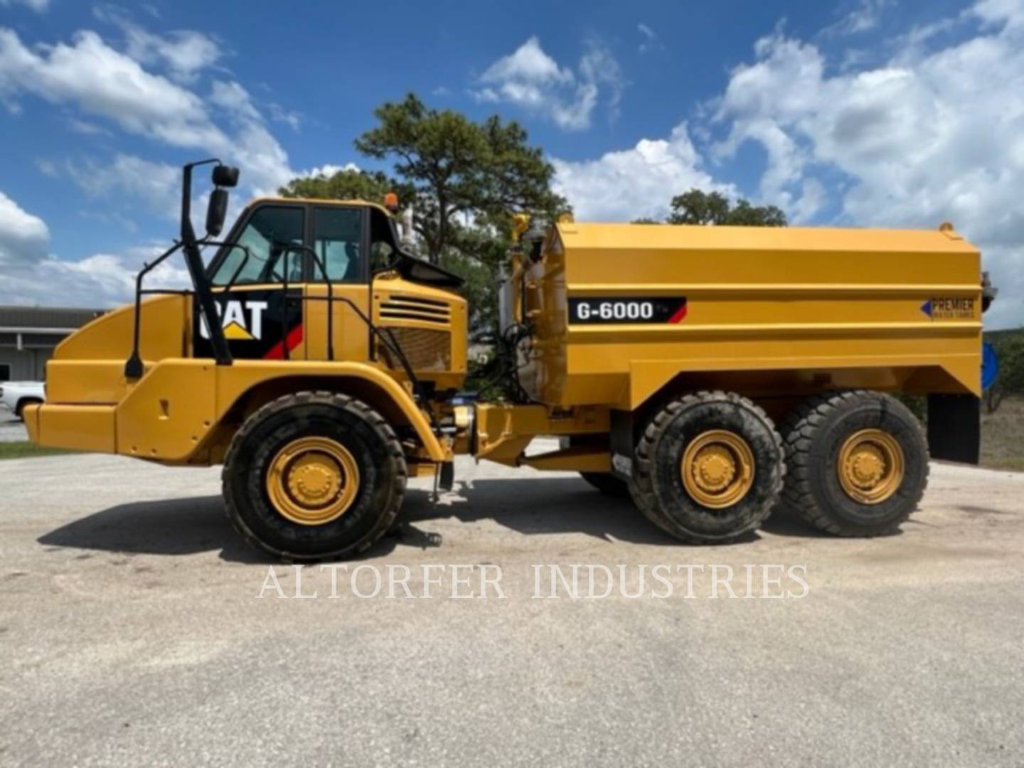 2014 Caterpillar 725 WT Articulated Truck