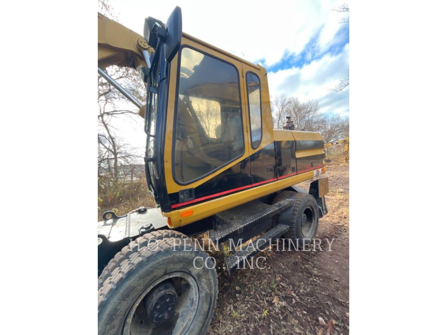 1999 Caterpillar M318 Excavator