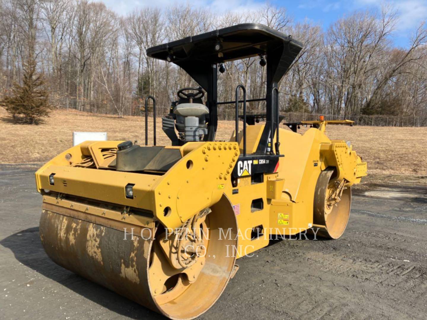 2013 Caterpillar CB54 Vibratory Double