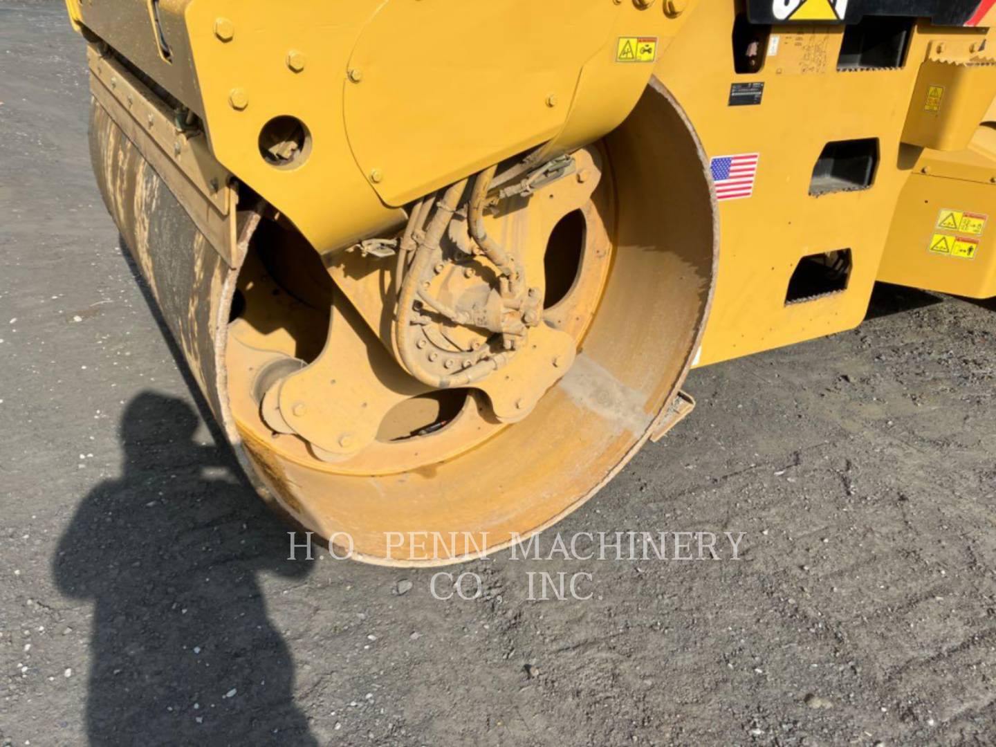 2013 Caterpillar CB54 Vibratory Double