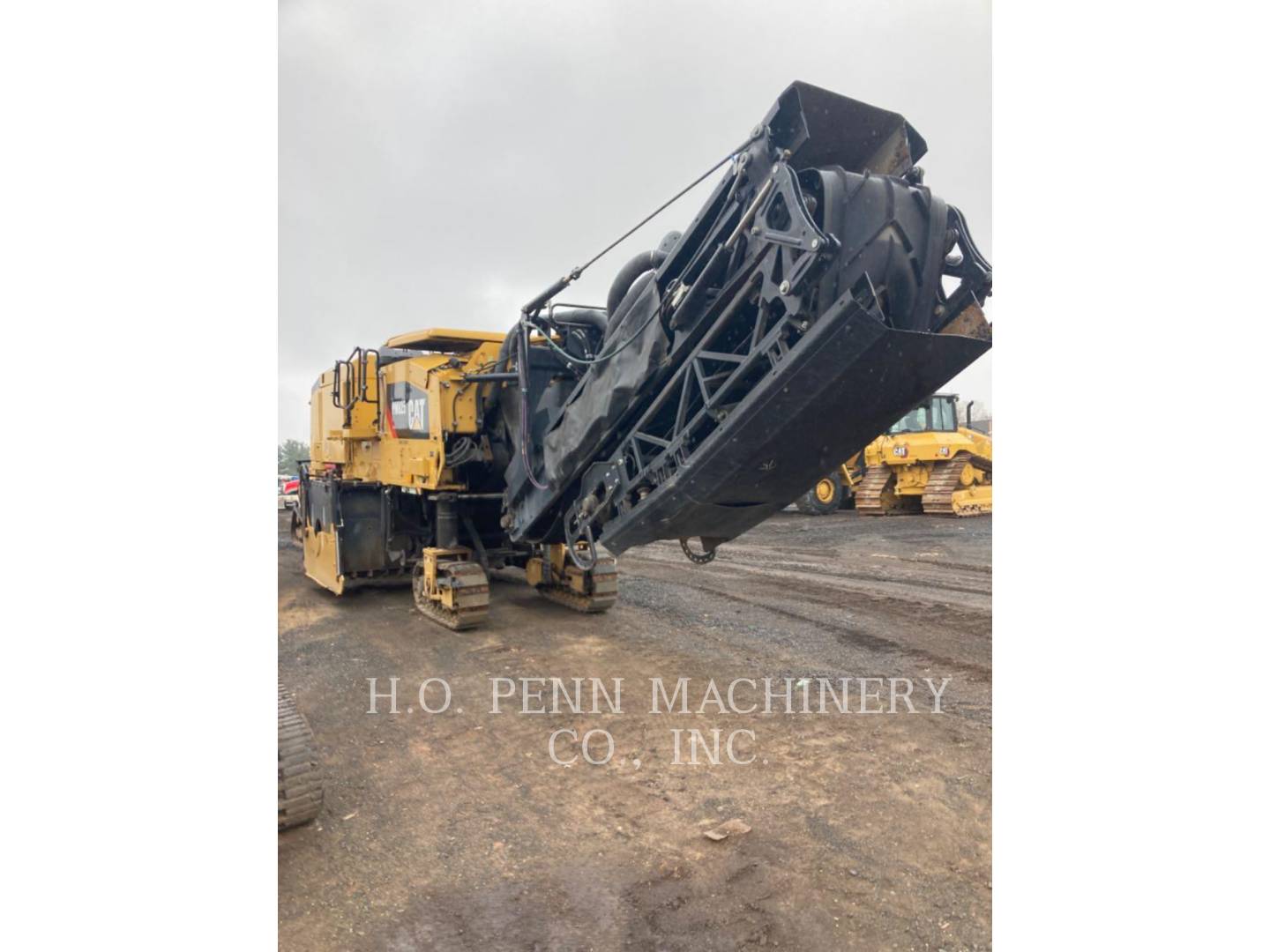 2019 Caterpillar PM 825 Cold Planer