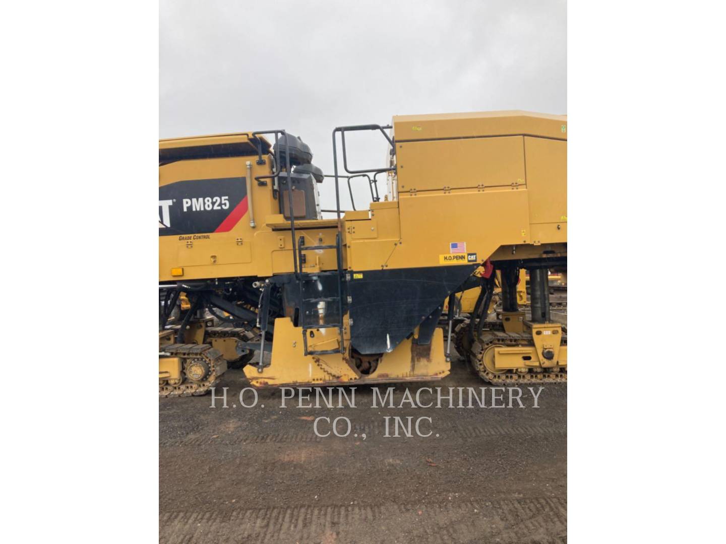 2019 Caterpillar PM 825 Cold Planer