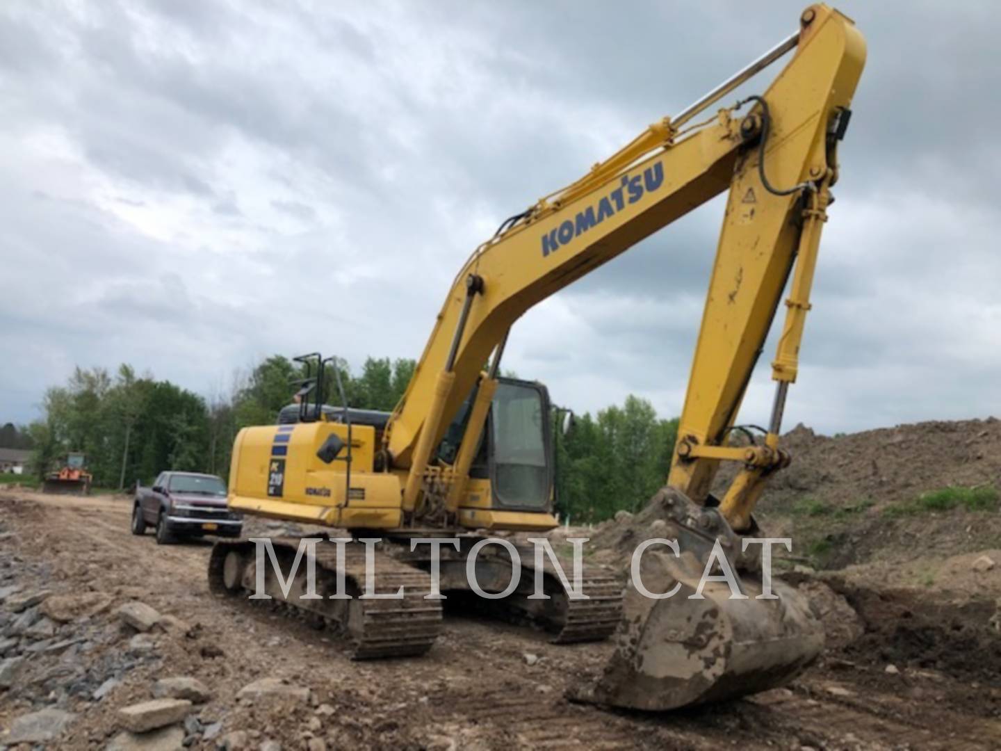 2015 Komatsu PC210LC-10 Excavator