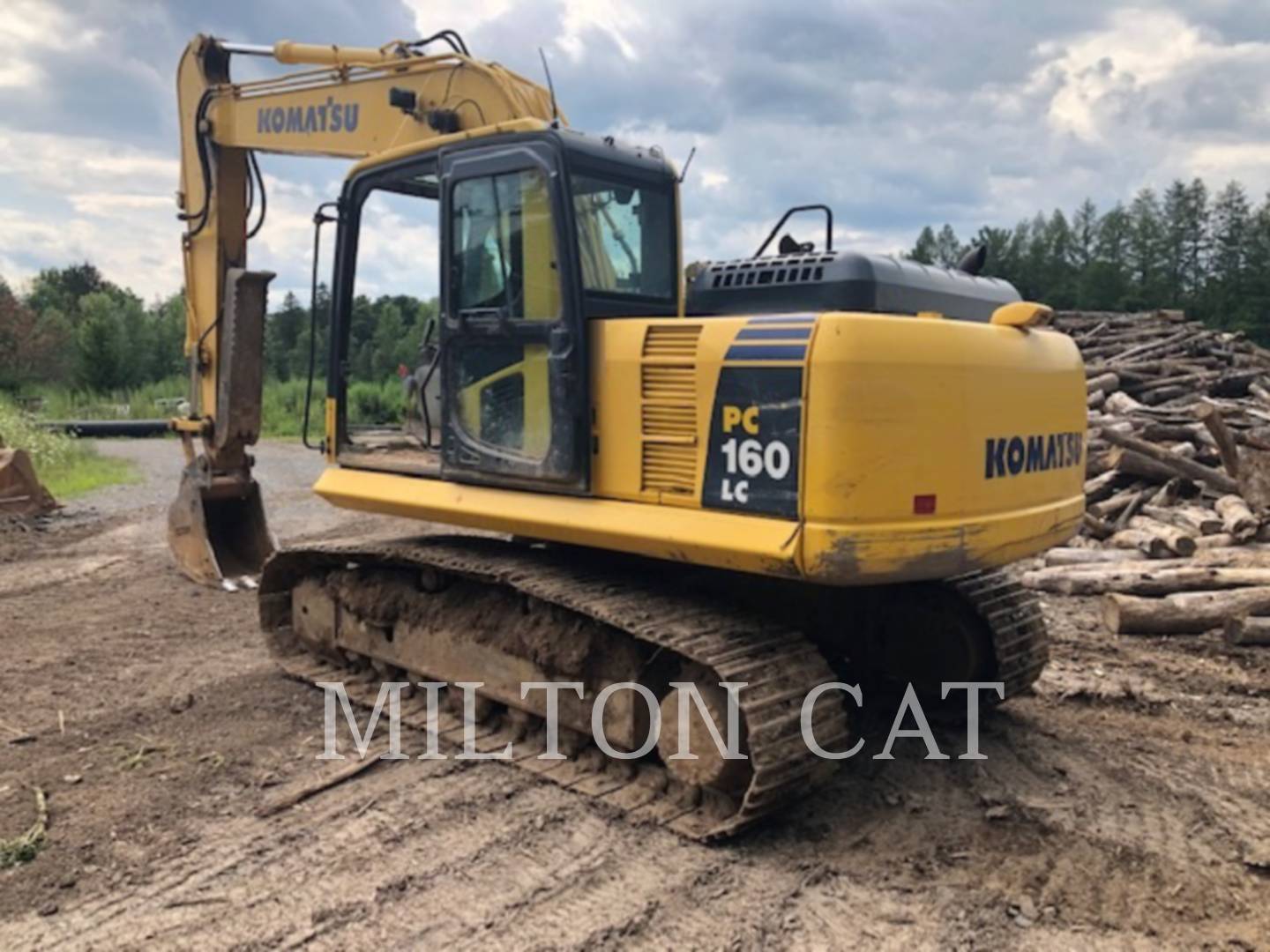 2013 Komatsu PC160LC-8 Excavator