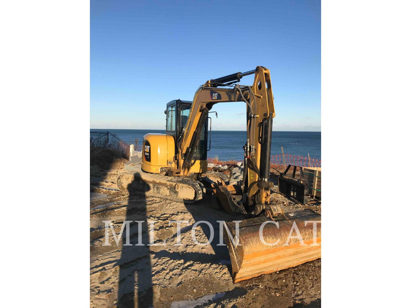 2018 Caterpillar 305.5E 2CR Excavator