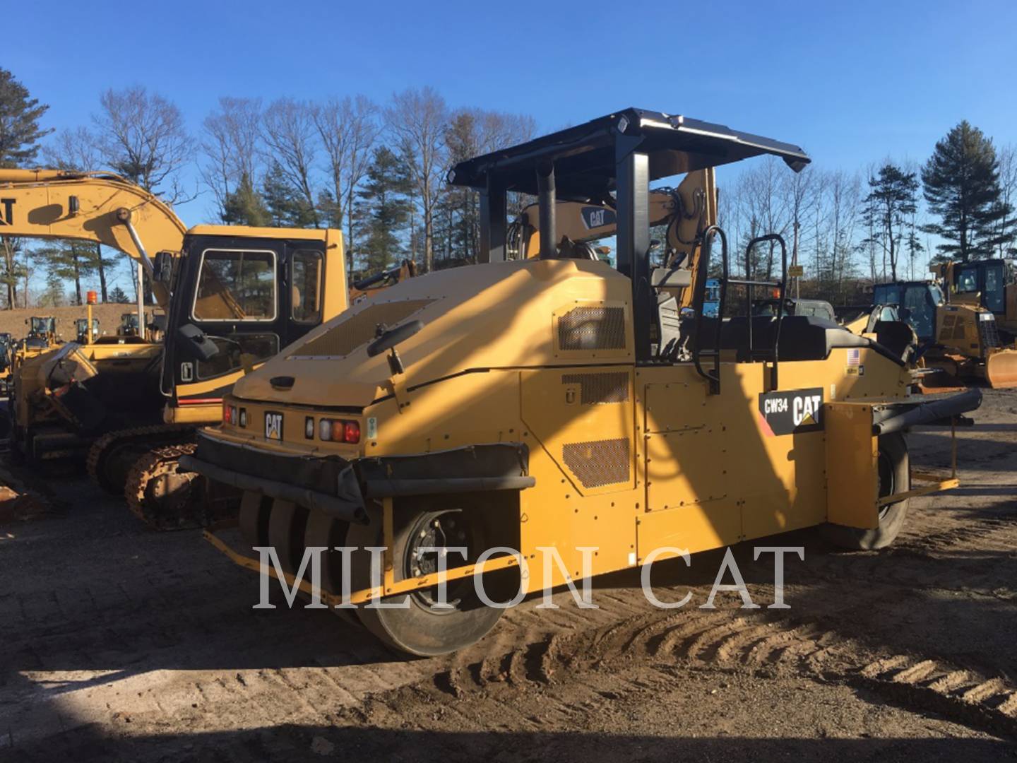 2013 Caterpillar CW34 Compactor