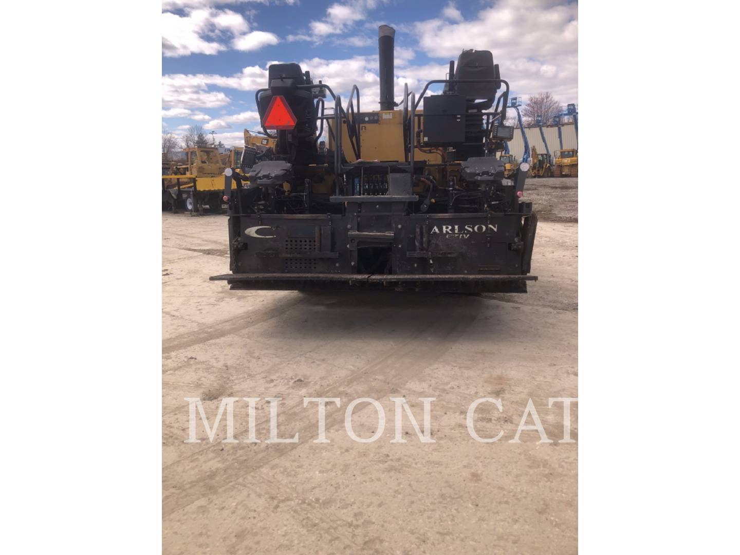 2015 Caterpillar AP1055F Paver