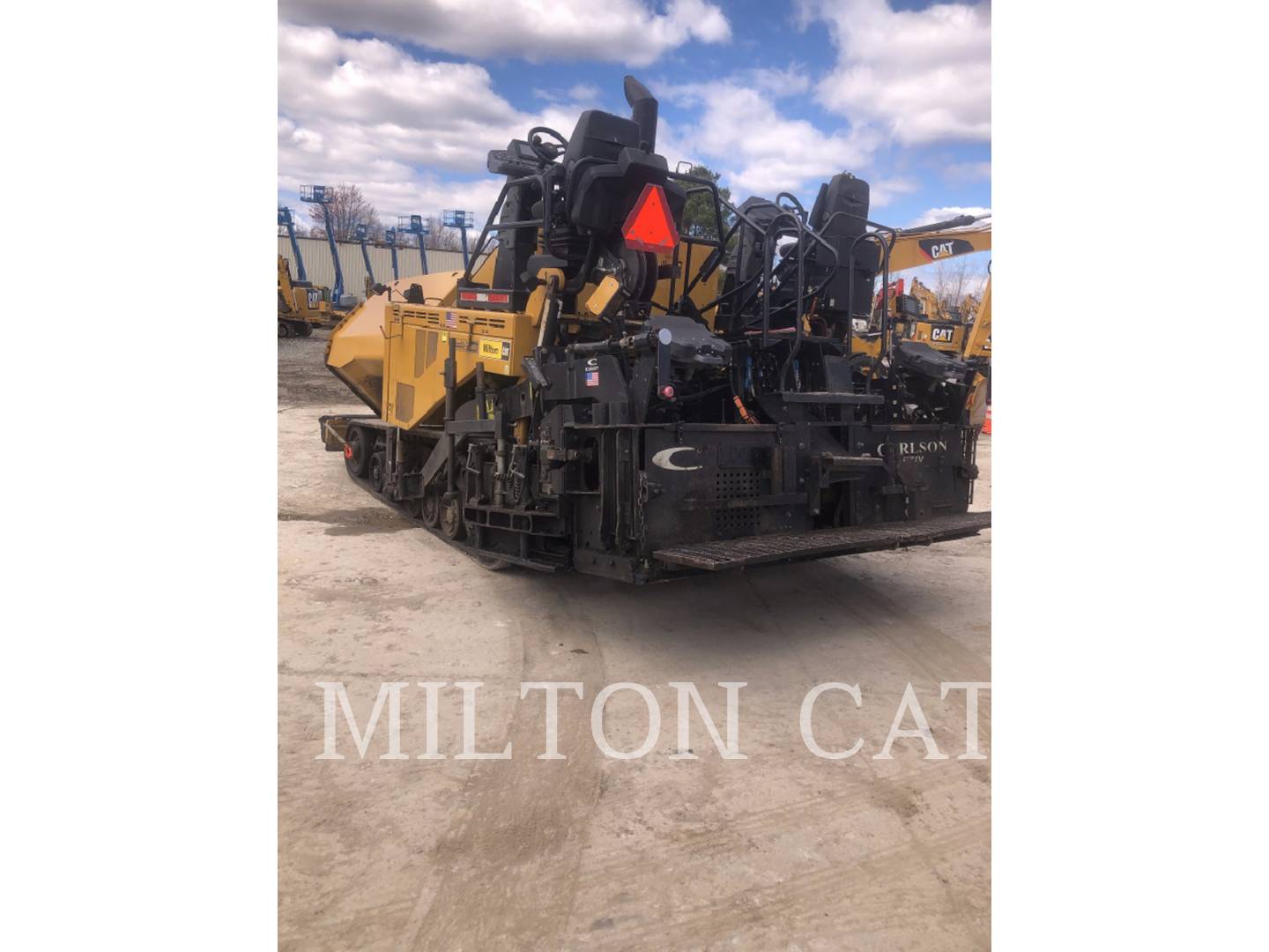 2015 Caterpillar AP1055F Paver