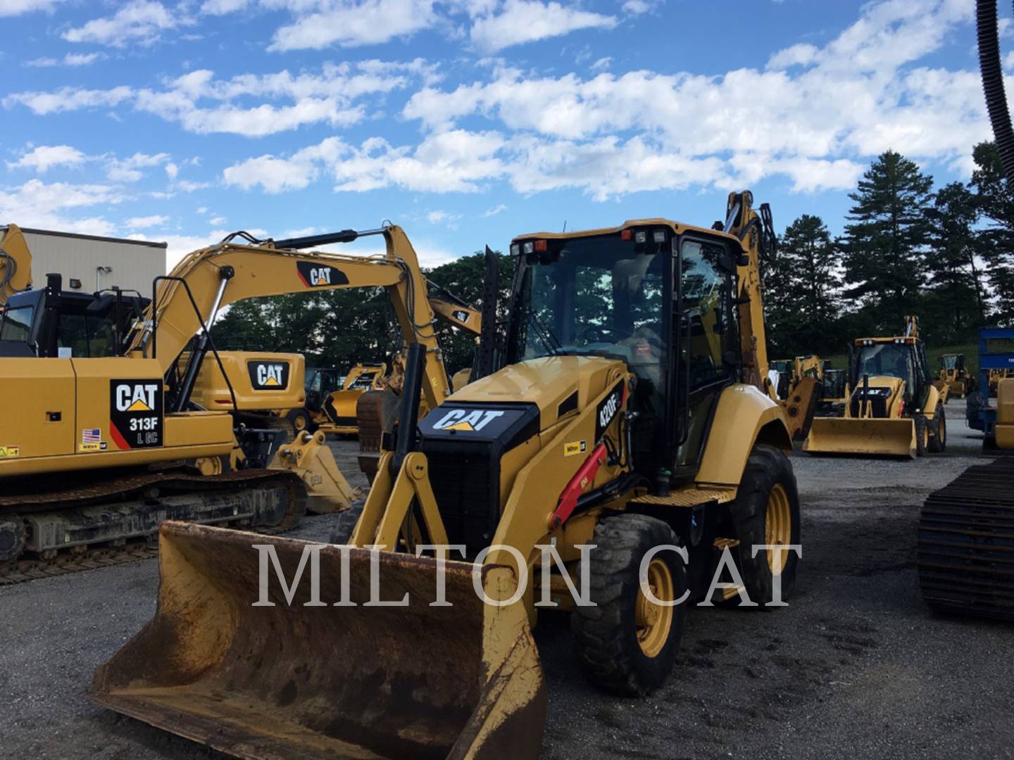 2015 Caterpillar 420F 2 ST Tractor Loader Backhoe