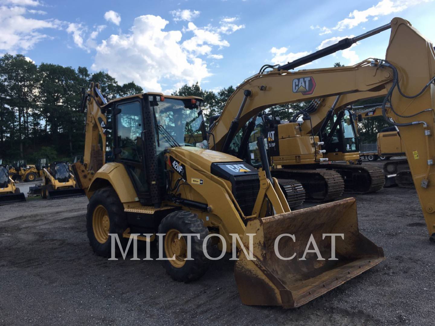 2015 Caterpillar 420F 2 ST Tractor Loader Backhoe