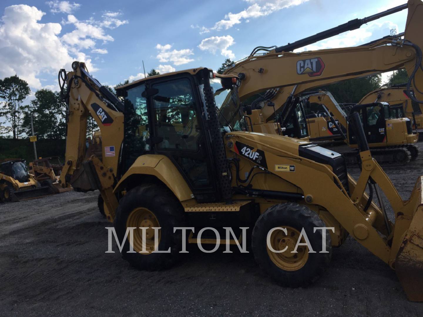 2015 Caterpillar 420F 2 ST Tractor Loader Backhoe