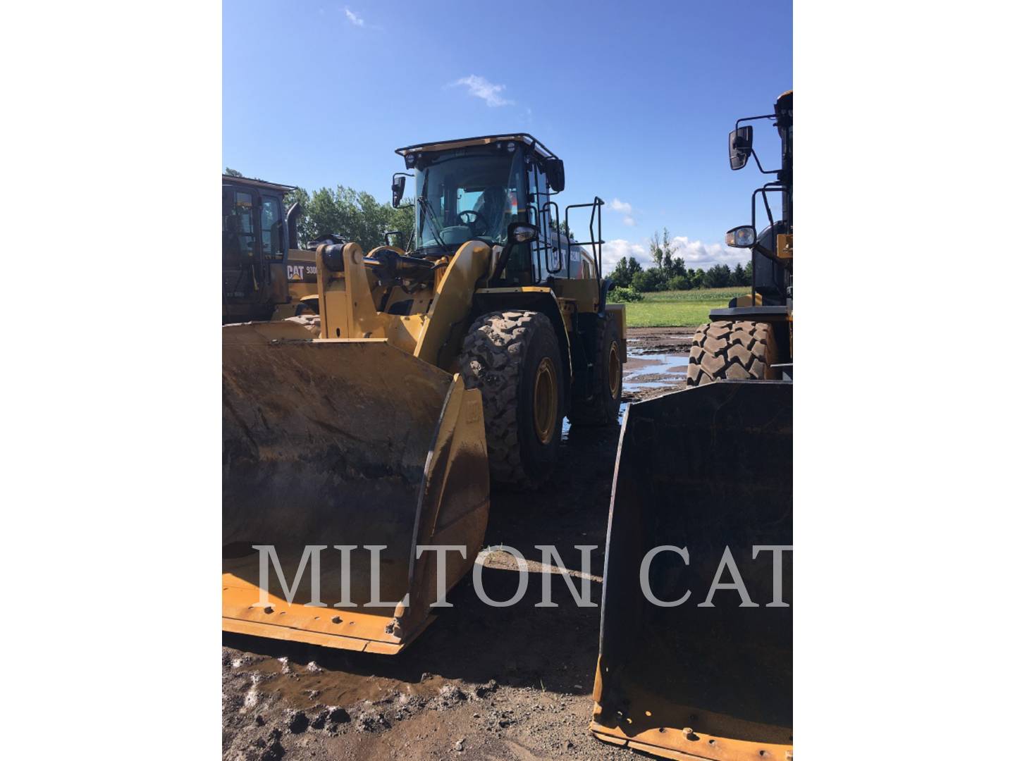 2018 Caterpillar 962M Wheel Loader