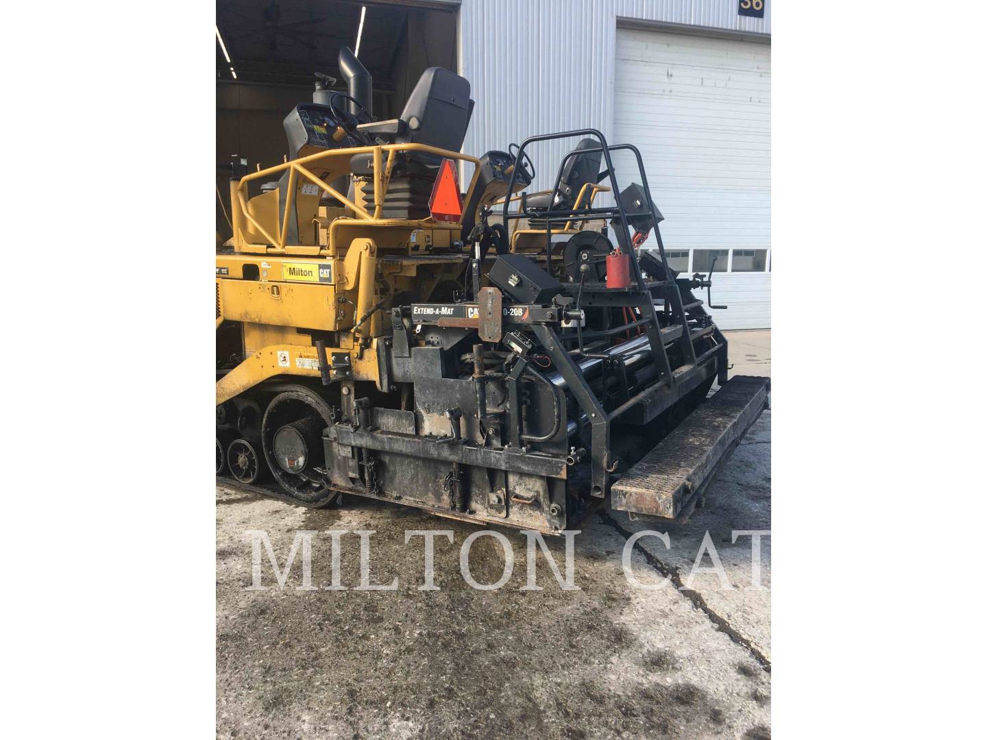 2009 Caterpillar AP1055D Paver