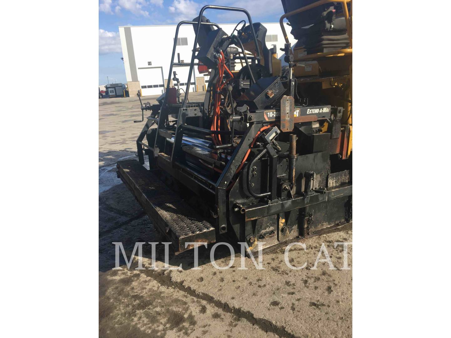 2009 Caterpillar AP1055D Paver