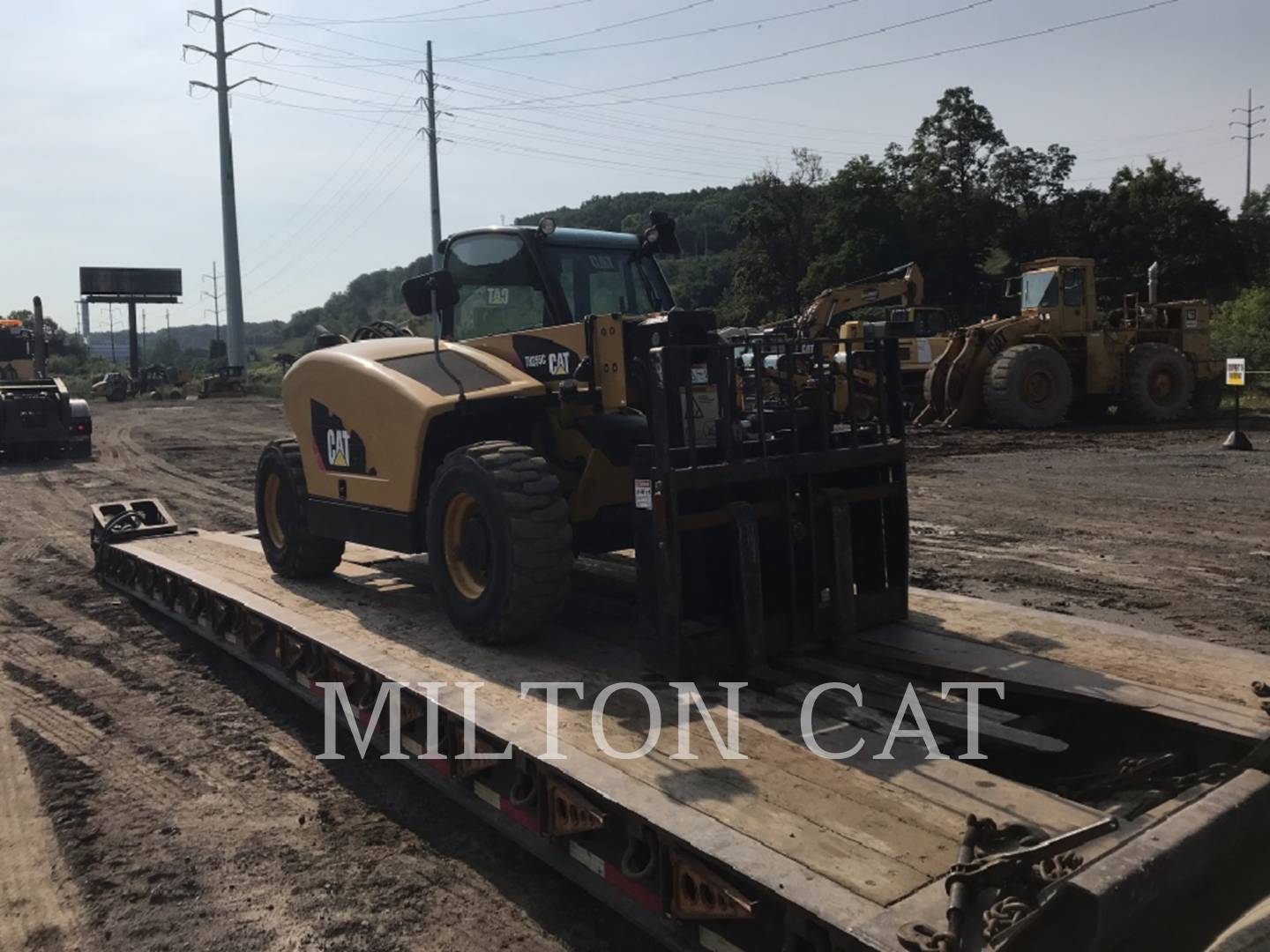 2014 Caterpillar TH255 TeleHandler