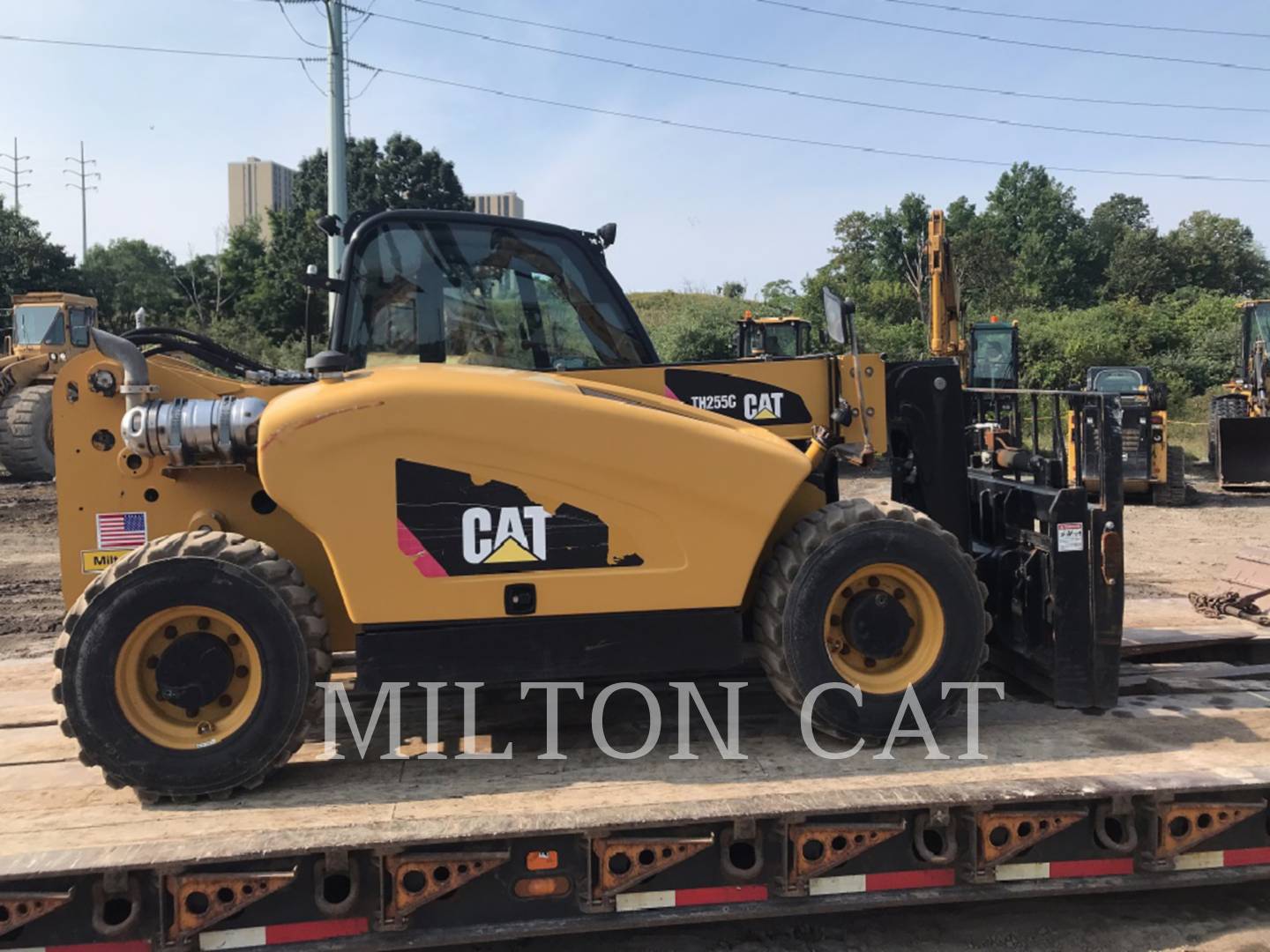 2014 Caterpillar TH255 TeleHandler