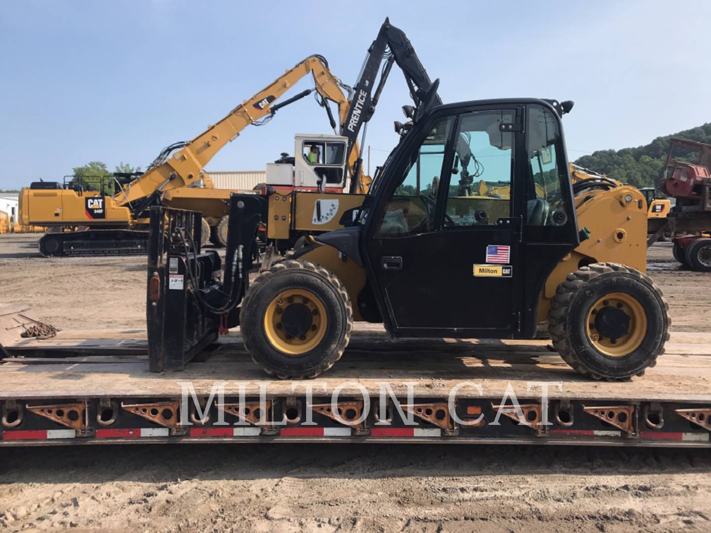 2014 Caterpillar TH255 TeleHandler