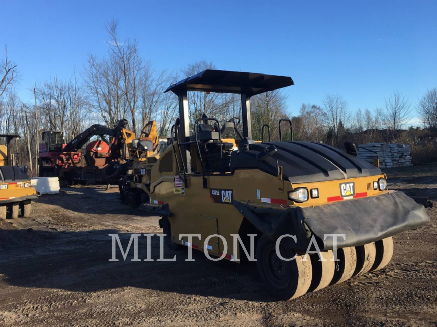 2017 Caterpillar CW16 Compactor