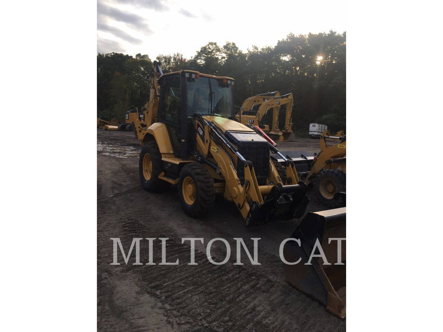 2016 Caterpillar 420F 2 IT Tractor Loader Backhoe