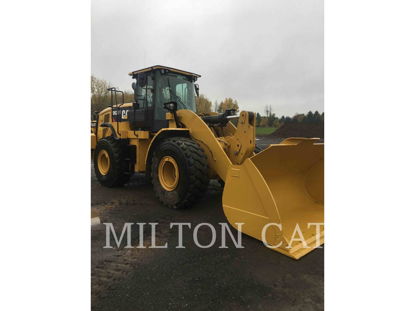 2018 Caterpillar 962M Wheel Loader