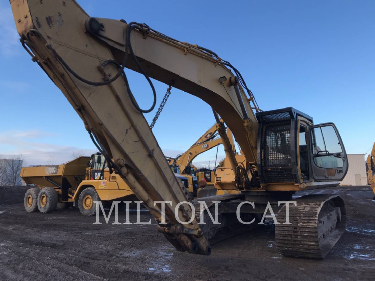 2000 John Deere 450LC Excavator