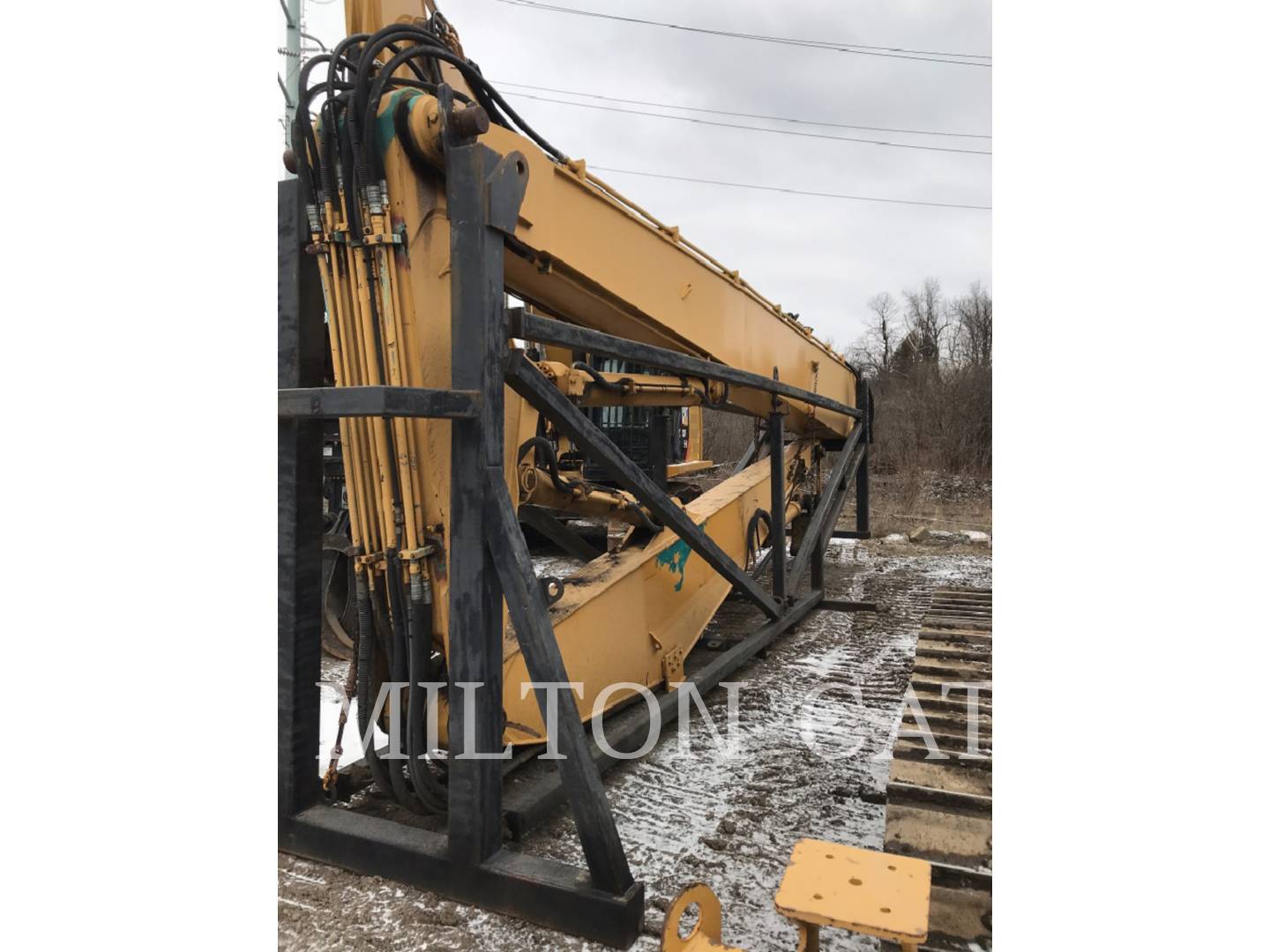 2000 John Deere 450LC Excavator