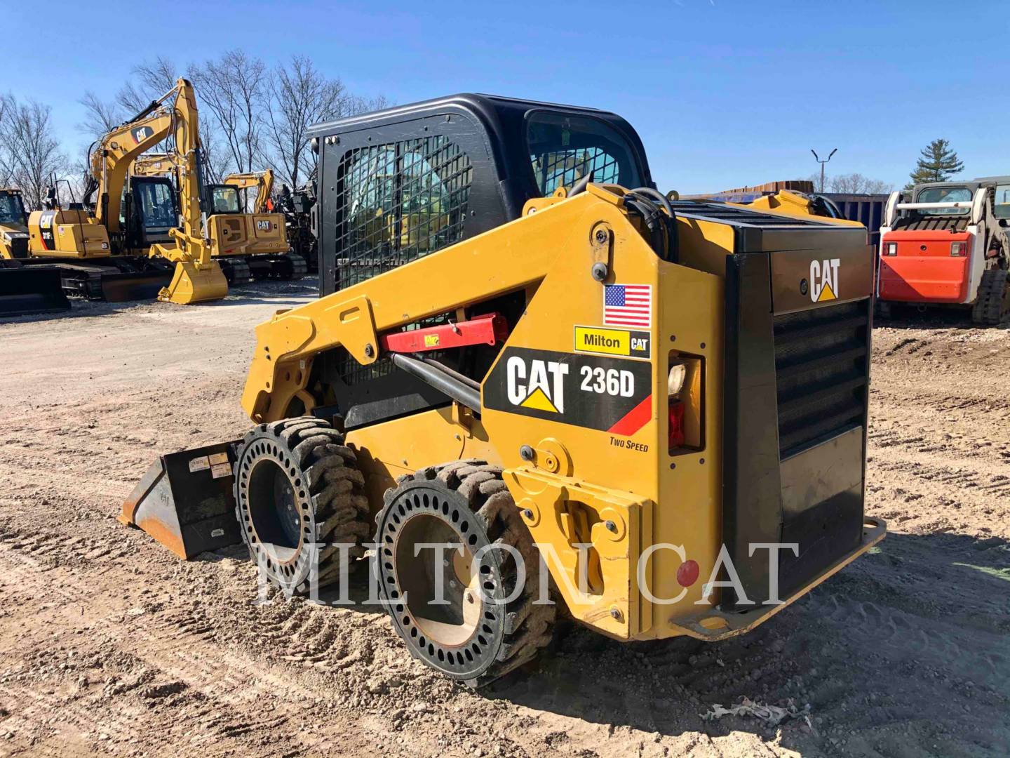 2018 Caterpillar 236D Skid Steer Loader