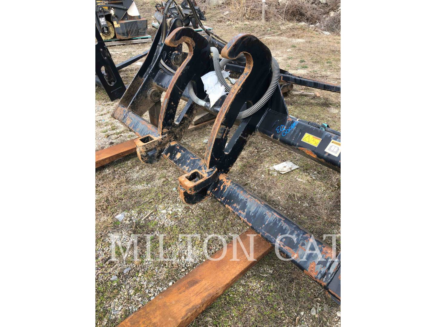 2014 Caterpillar PIPE FORKS Pallet Fork