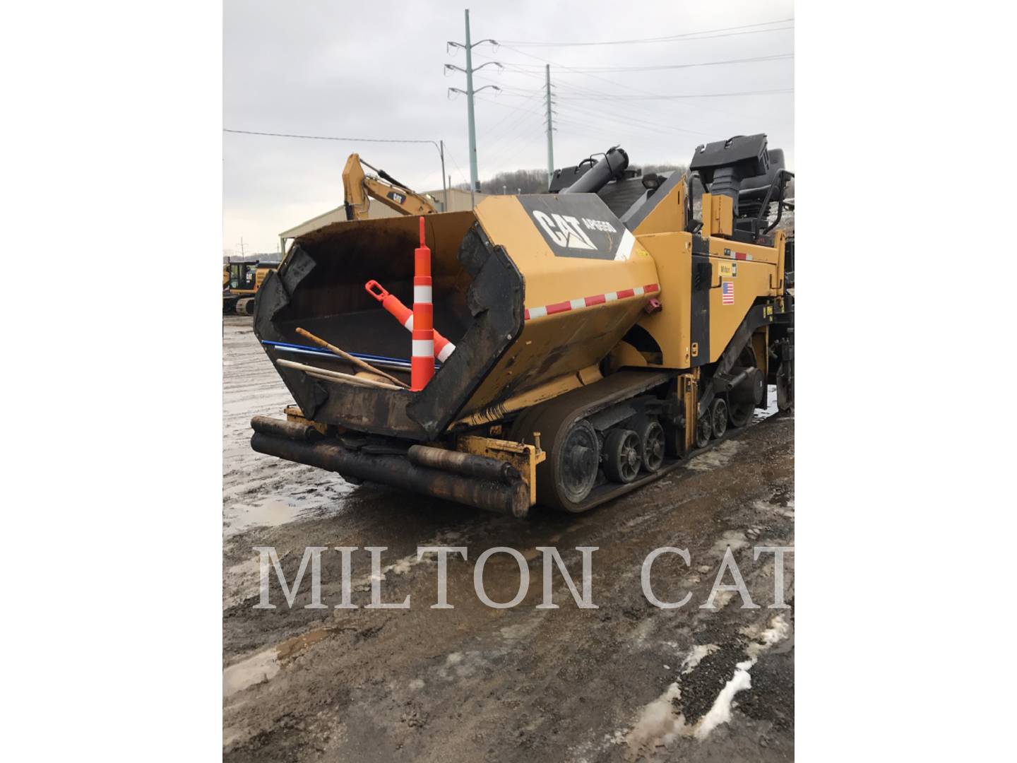 2010 Caterpillar AP655D Paver