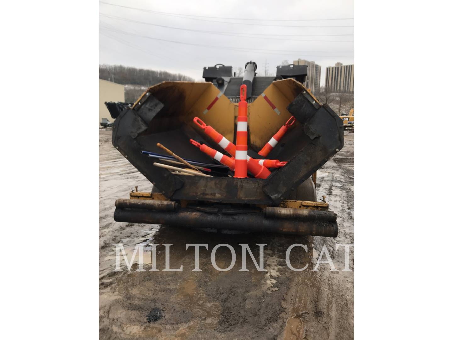 2010 Caterpillar AP655D Paver