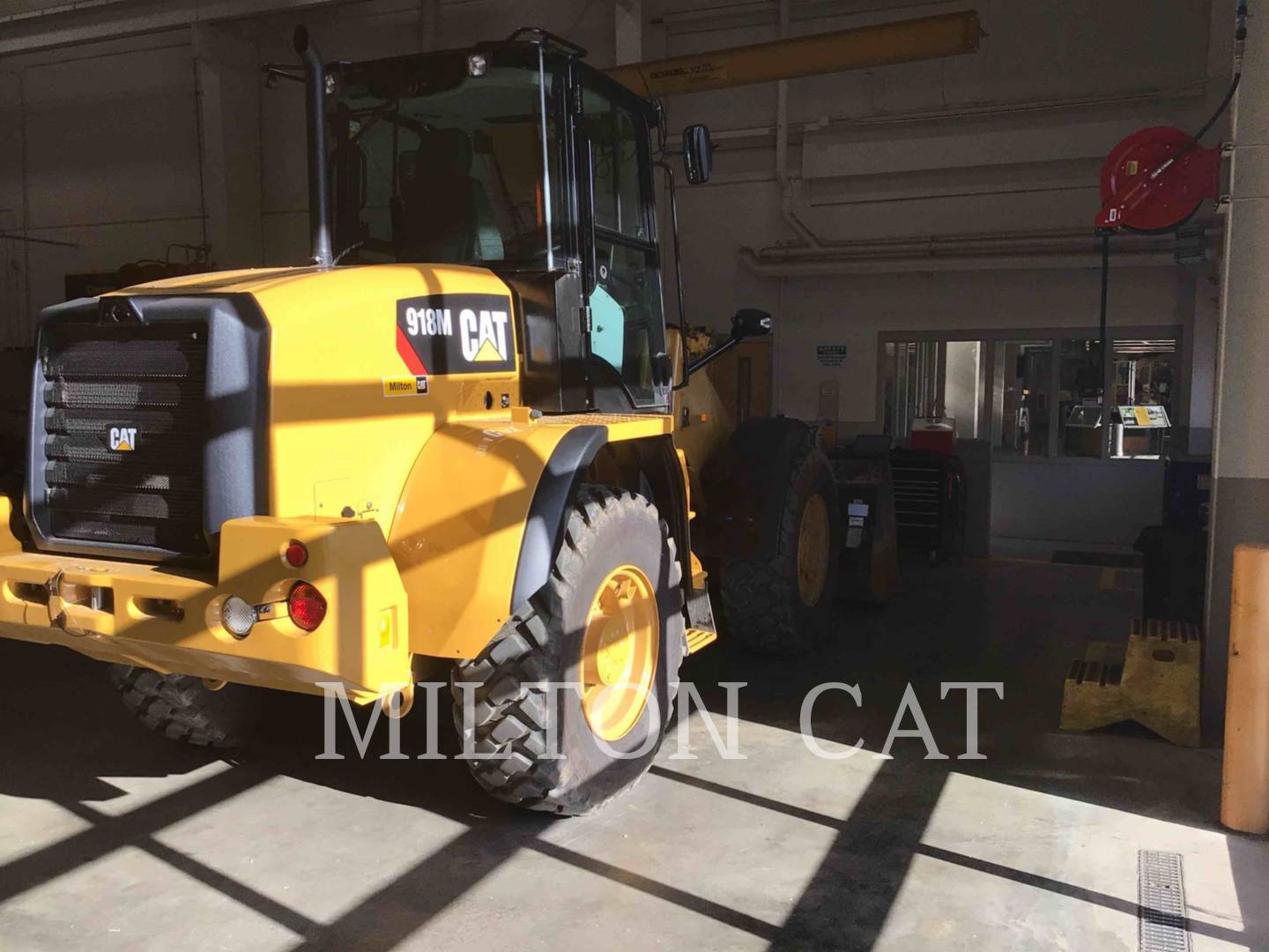 2019 Caterpillar 918M Wheel Loader