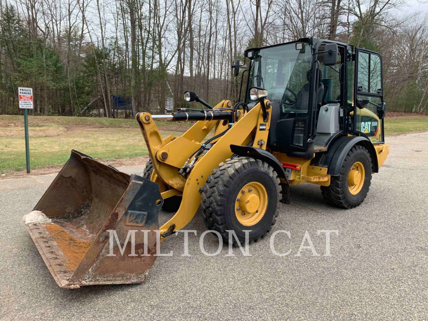 2015 Caterpillar 906H2 Wheel Loader