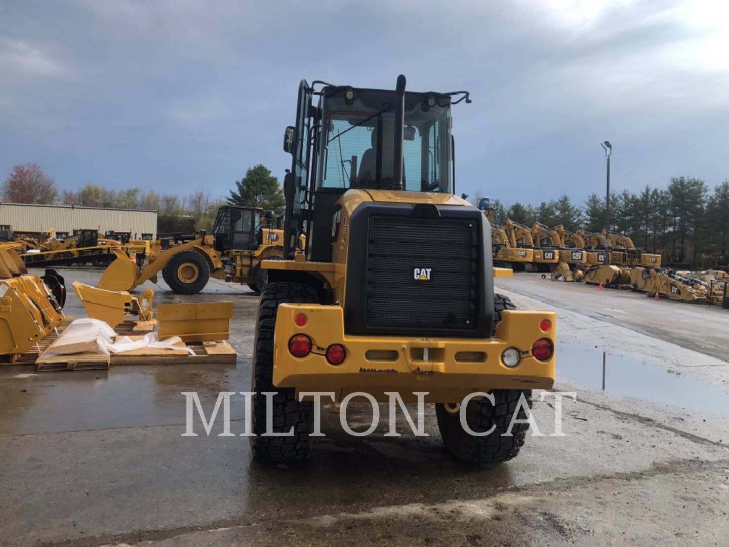 2018 Caterpillar 918M Wheel Loader