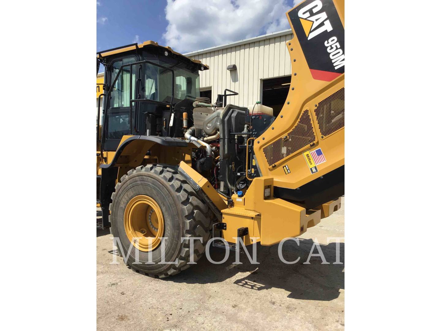 2018 Caterpillar 950M Wheel Loader