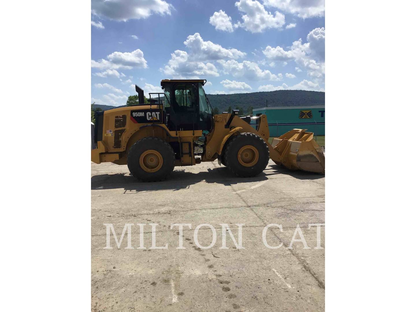 2018 Caterpillar 950M Wheel Loader