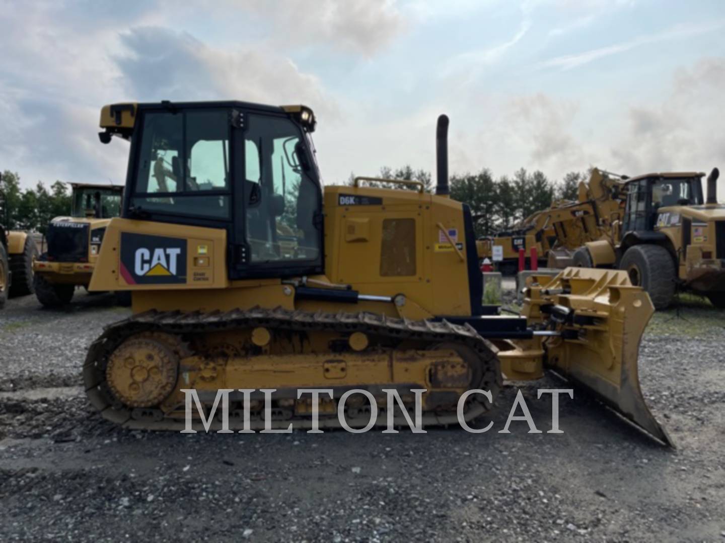 2017 Caterpillar D6K 2 XL Dozer