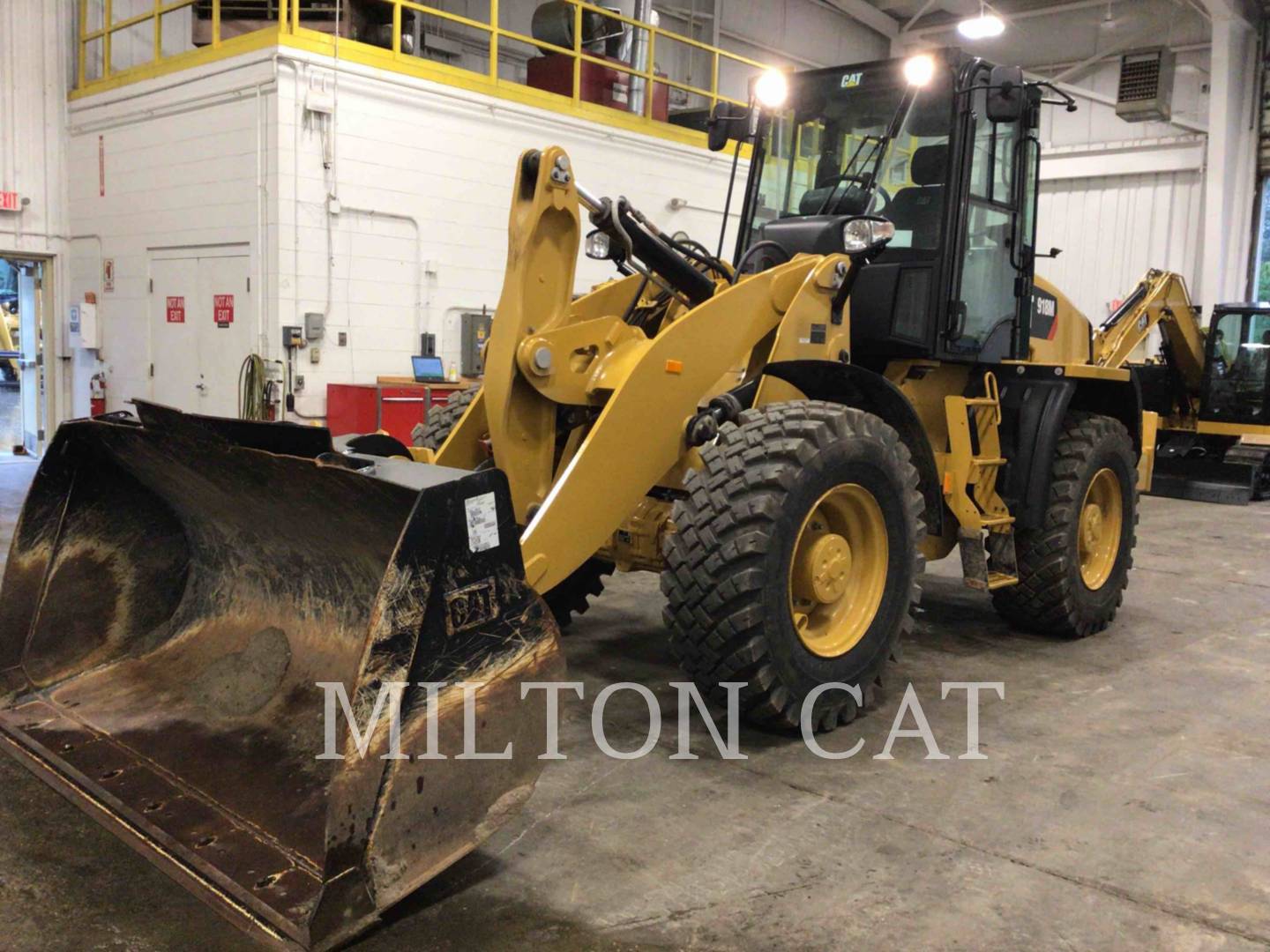 2019 Caterpillar 918M Wheel Loader