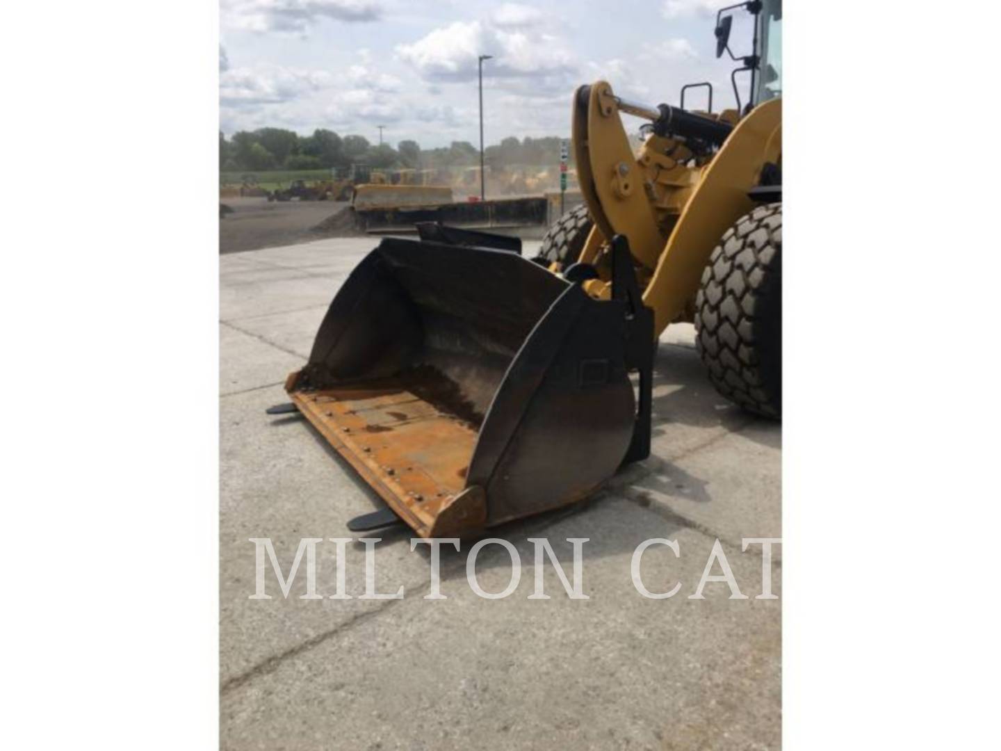 2019 Caterpillar 3.4 YARD Bucket