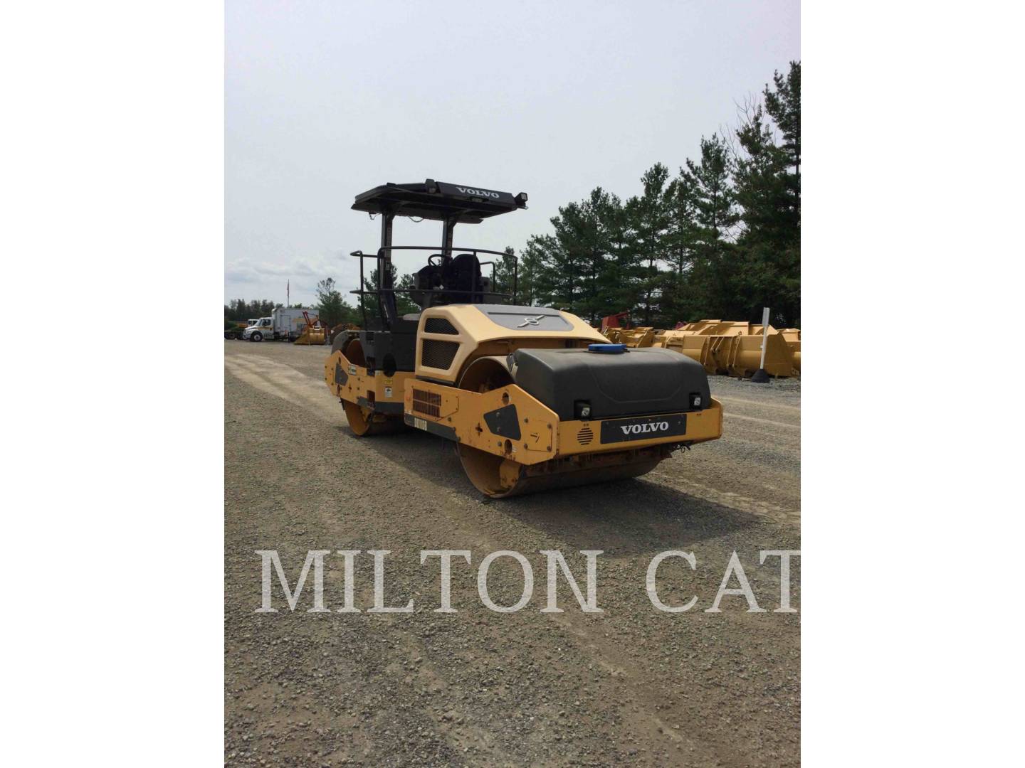 2013 Volvo DD110B Vibratory Double