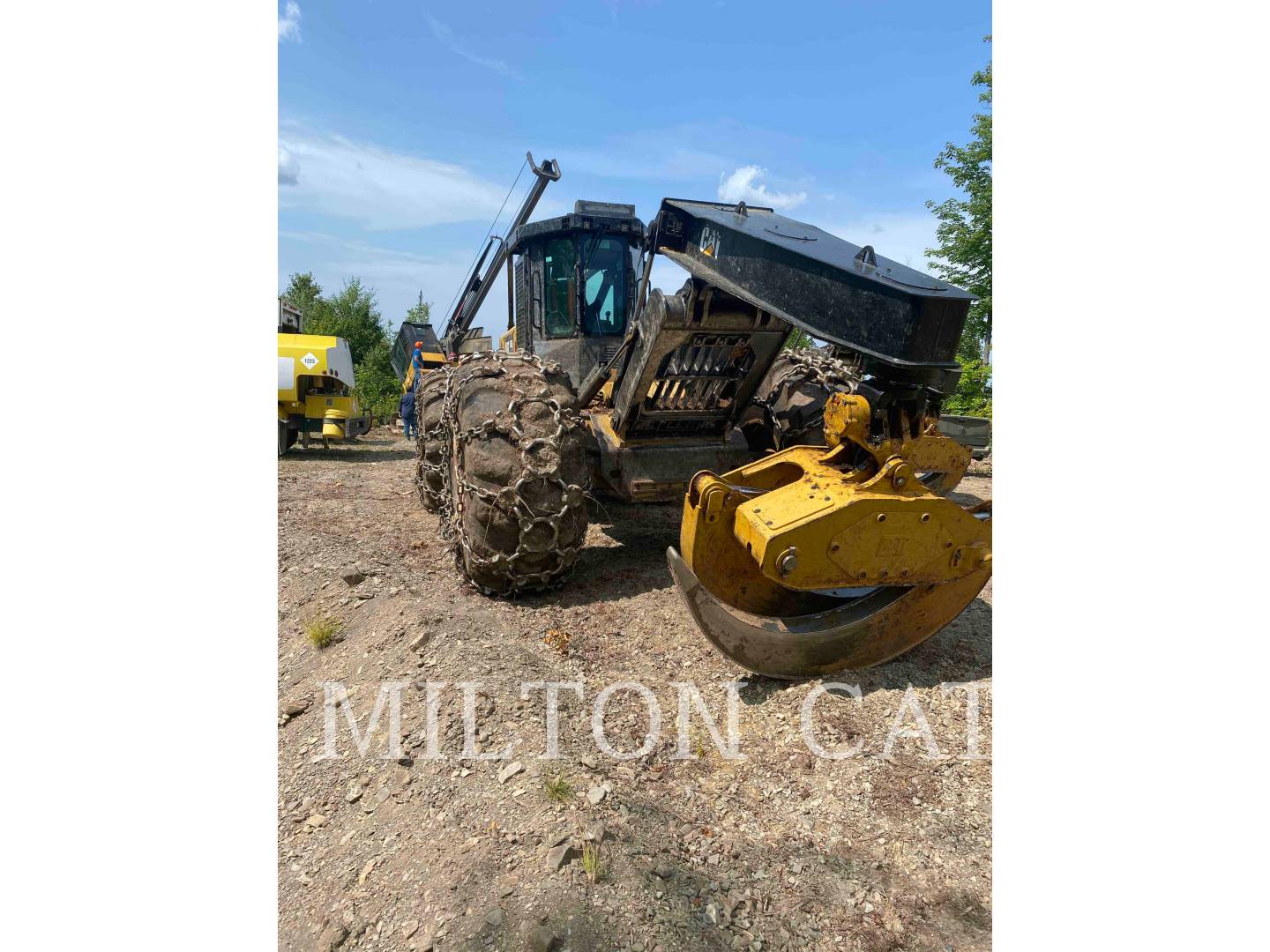 2019 Caterpillar 555D Skidder